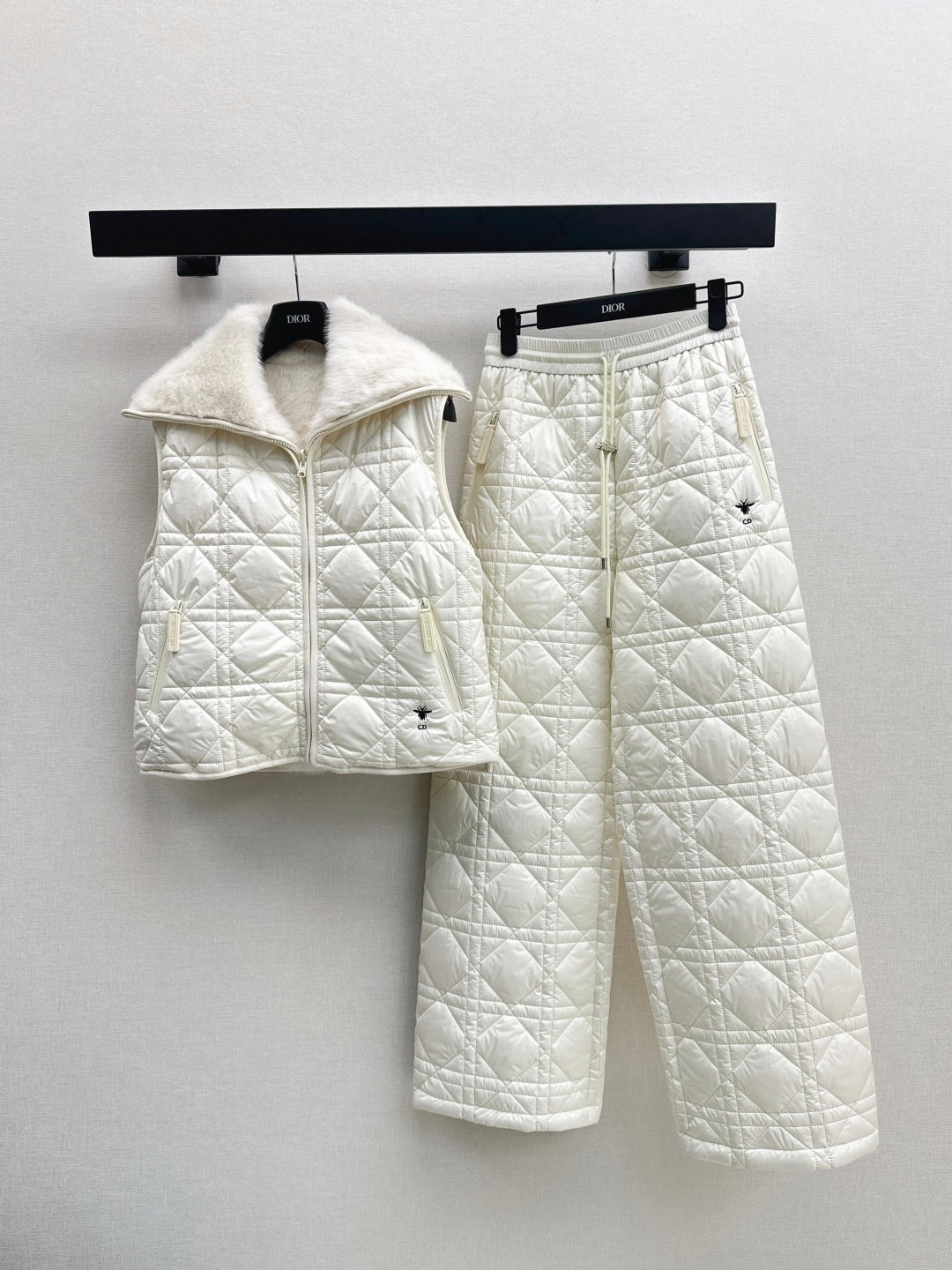 CD 25fw down vest