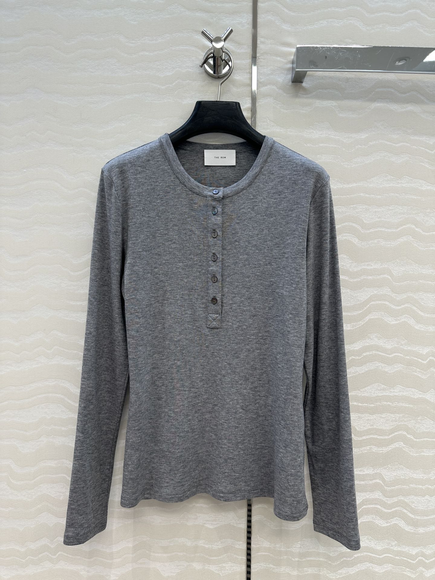 Row 25fw all-match shirt