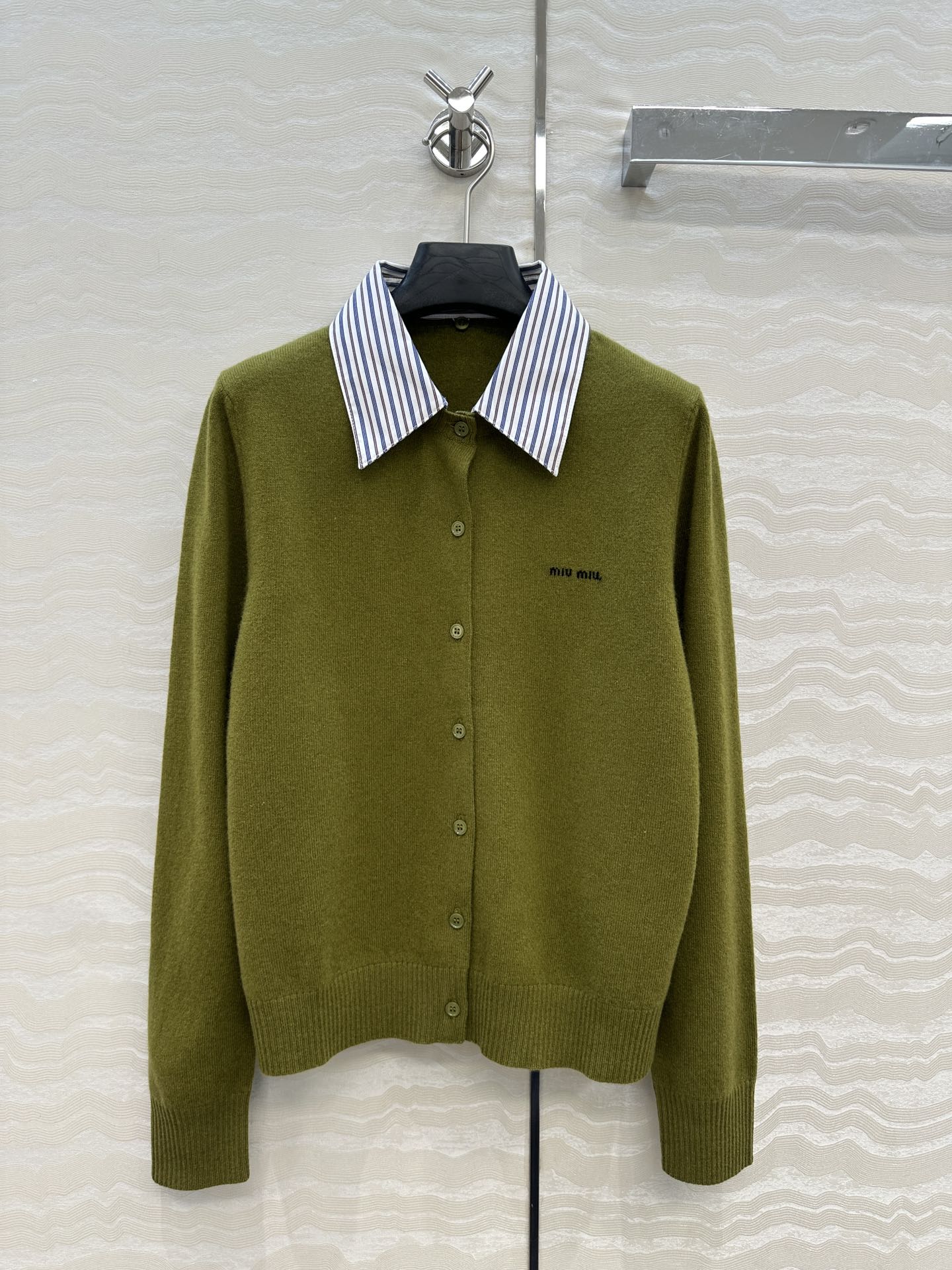 Miu 25fw all-match cardigan