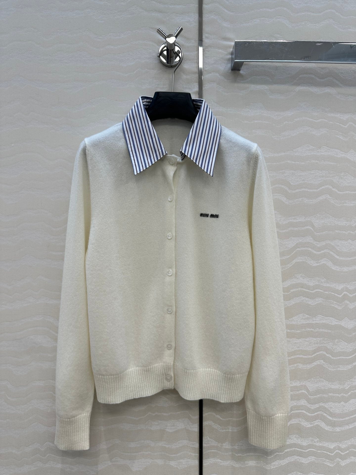 Miu 25fw all-match cardigan