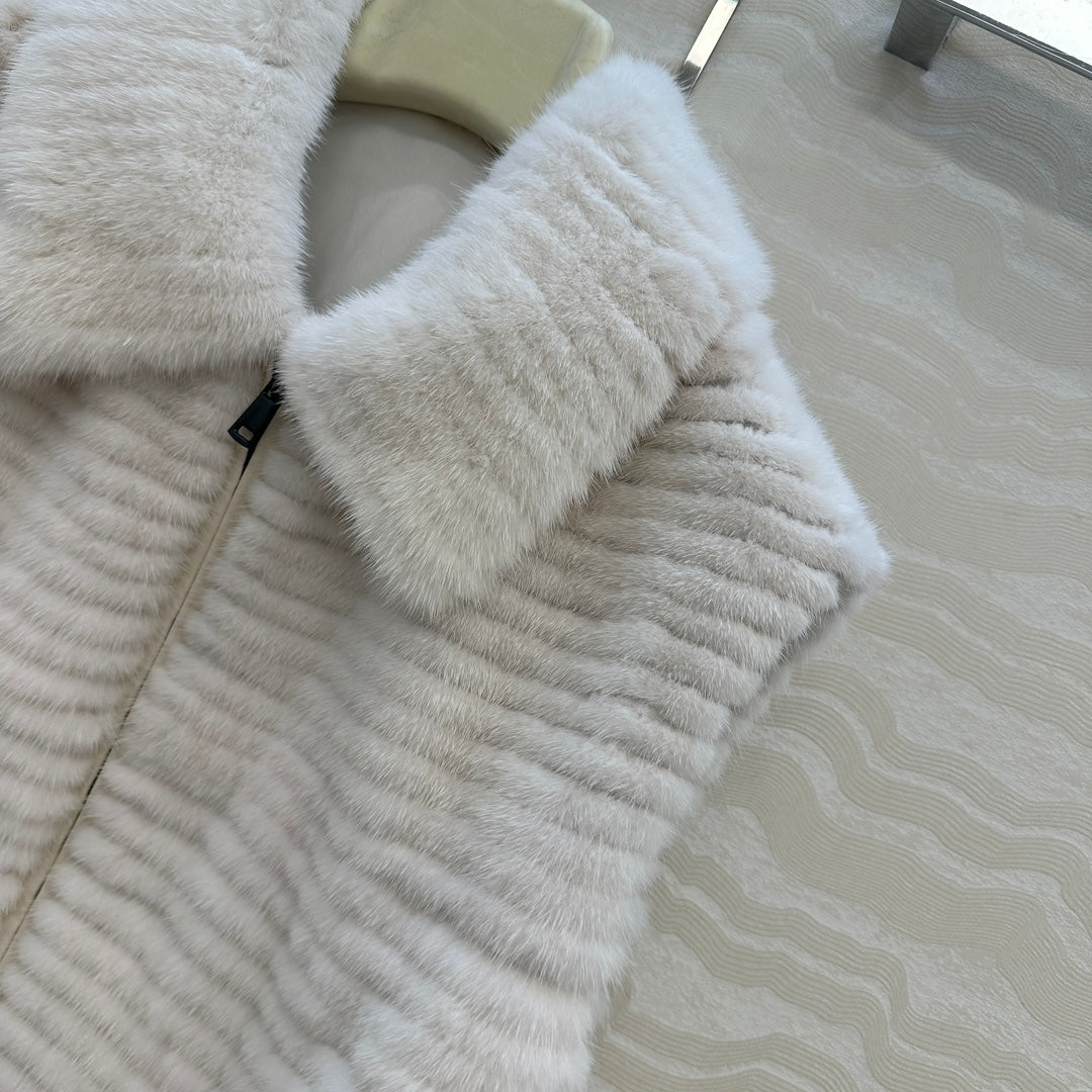 Fend 25fw fur vest