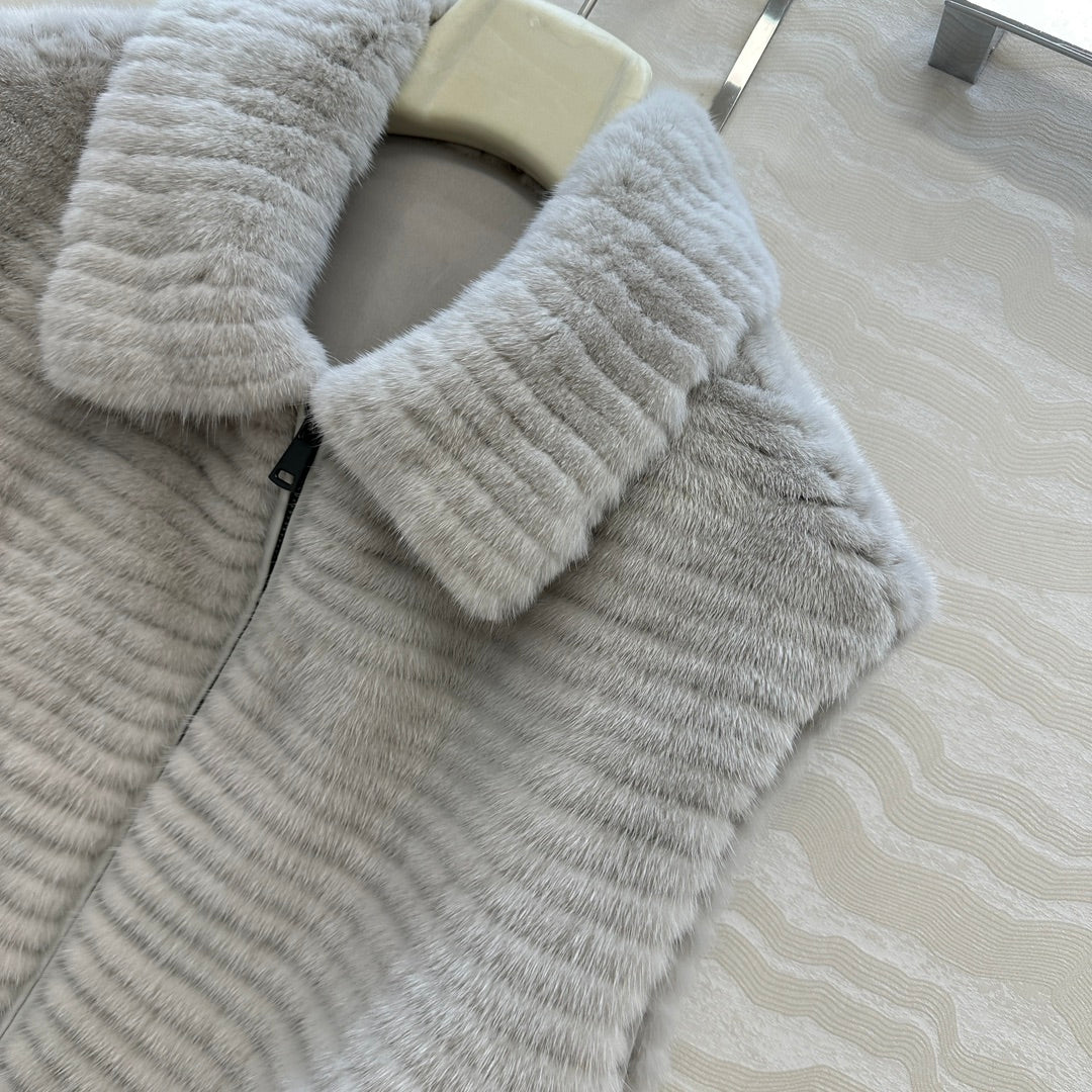 Fend 25fw fur vest