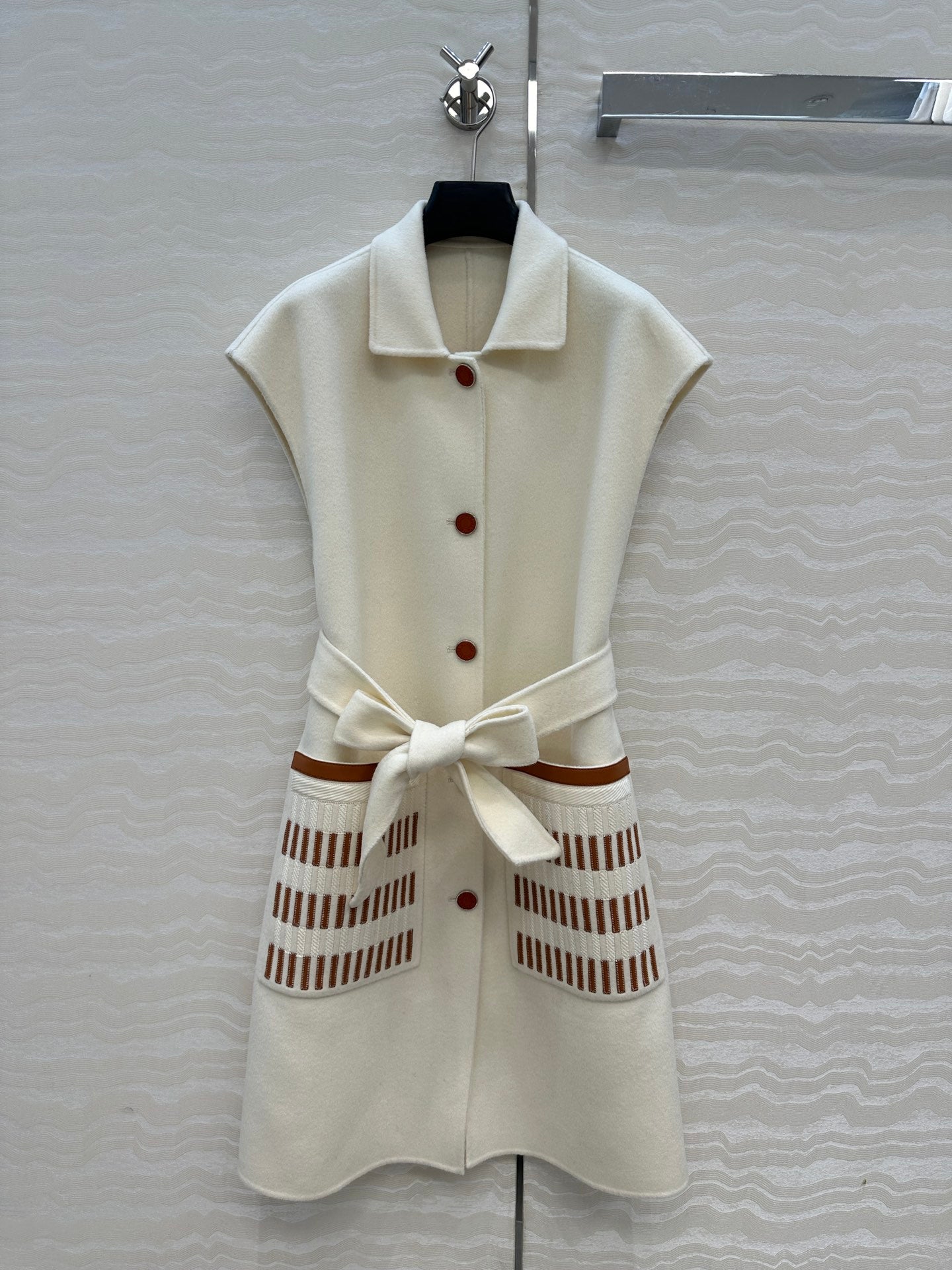 Herm 25fw cashmere vest