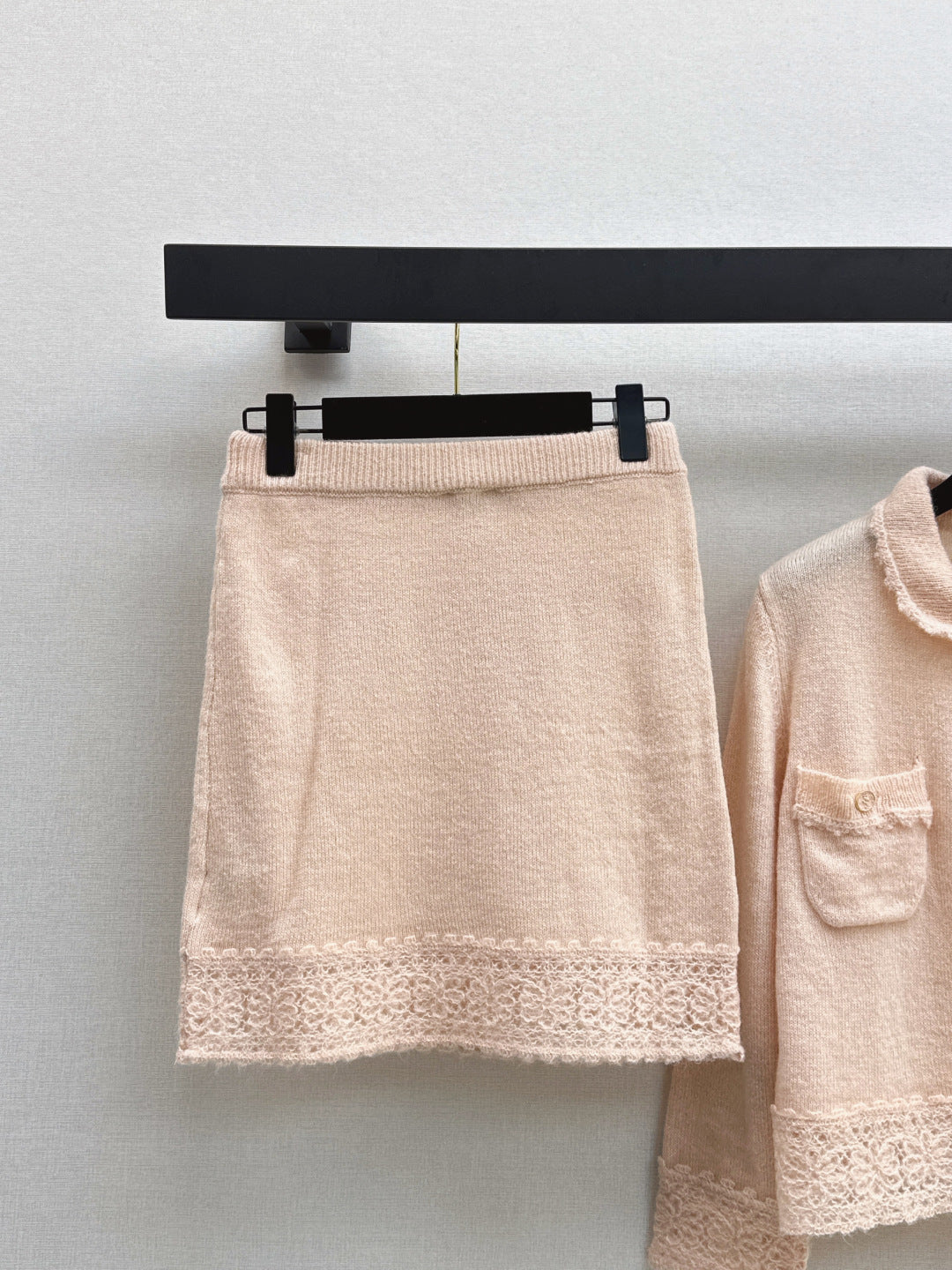 Chan 25fw knitted suit