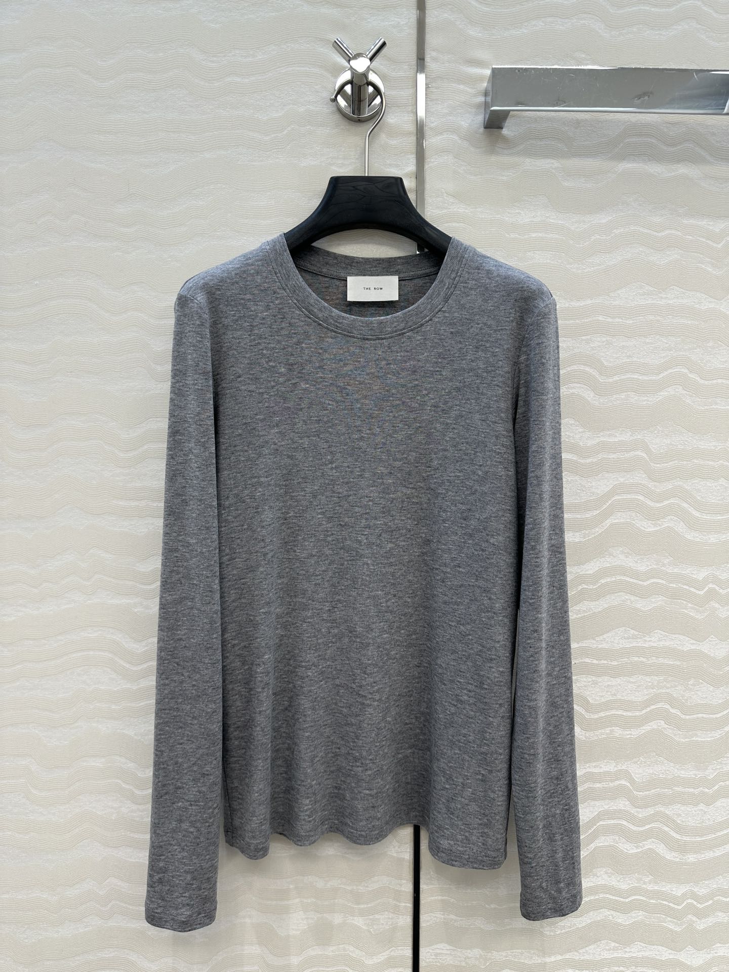 Row 25fw all-match shirt
