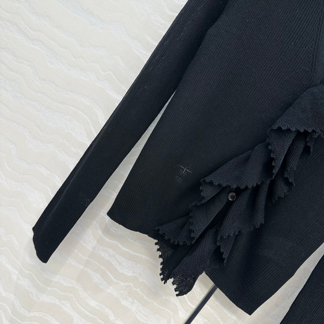 CD 25fw pleated cardigan