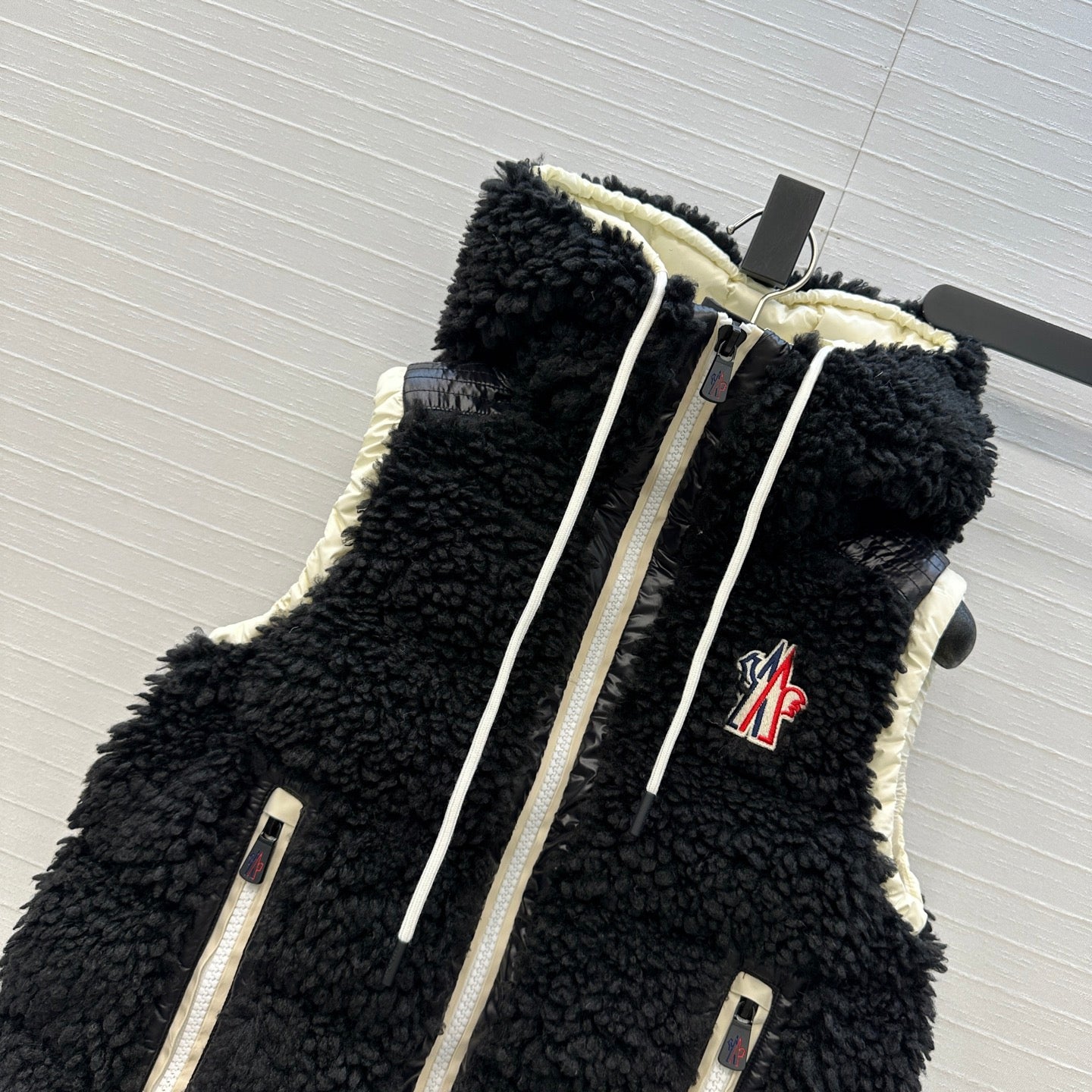 Mon 25fw down vest