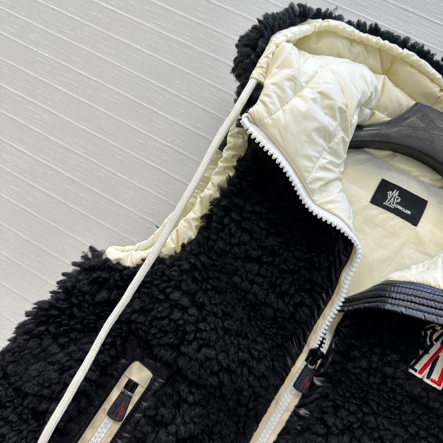 Mon 25fw down vest