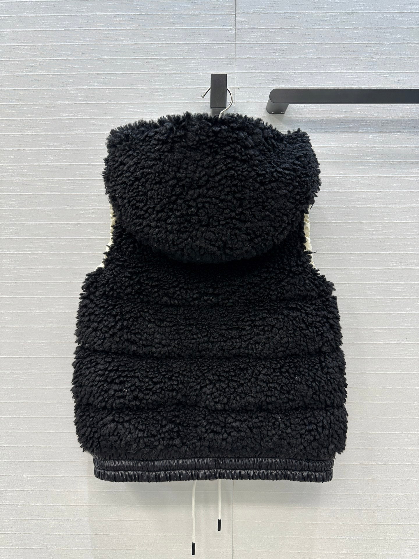Mon 25fw down vest