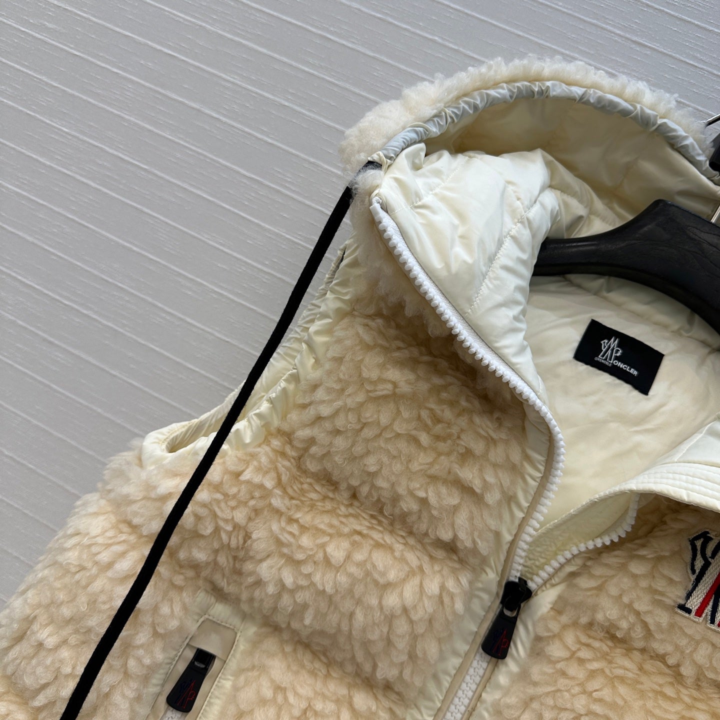 Mon 25fw down vest