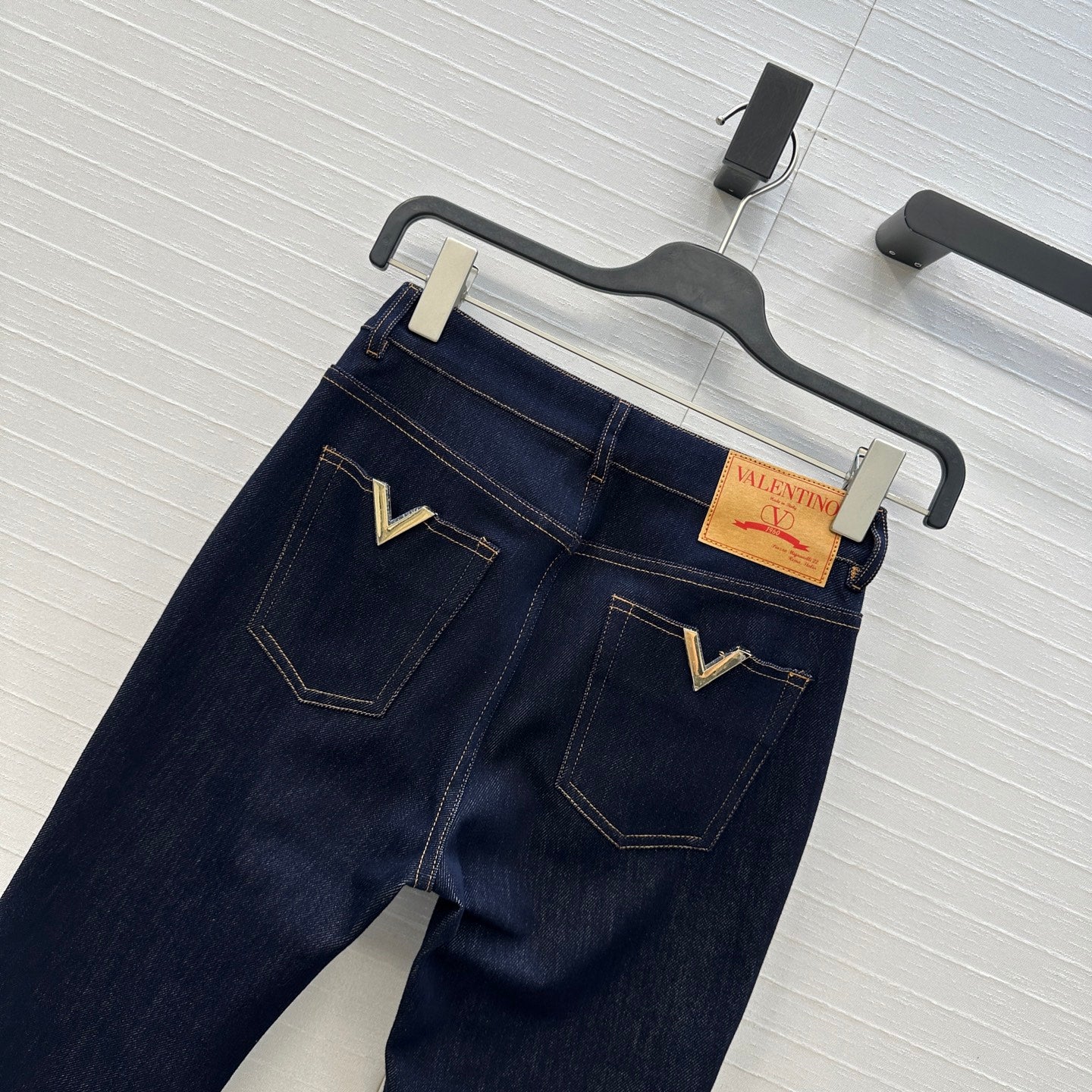 Valen 25fw slim jeans
