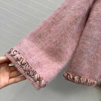 Guc 25fw embroidered cardigan