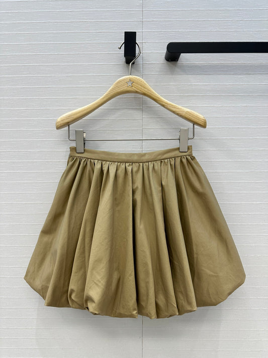 CD 25fw pleated skirts