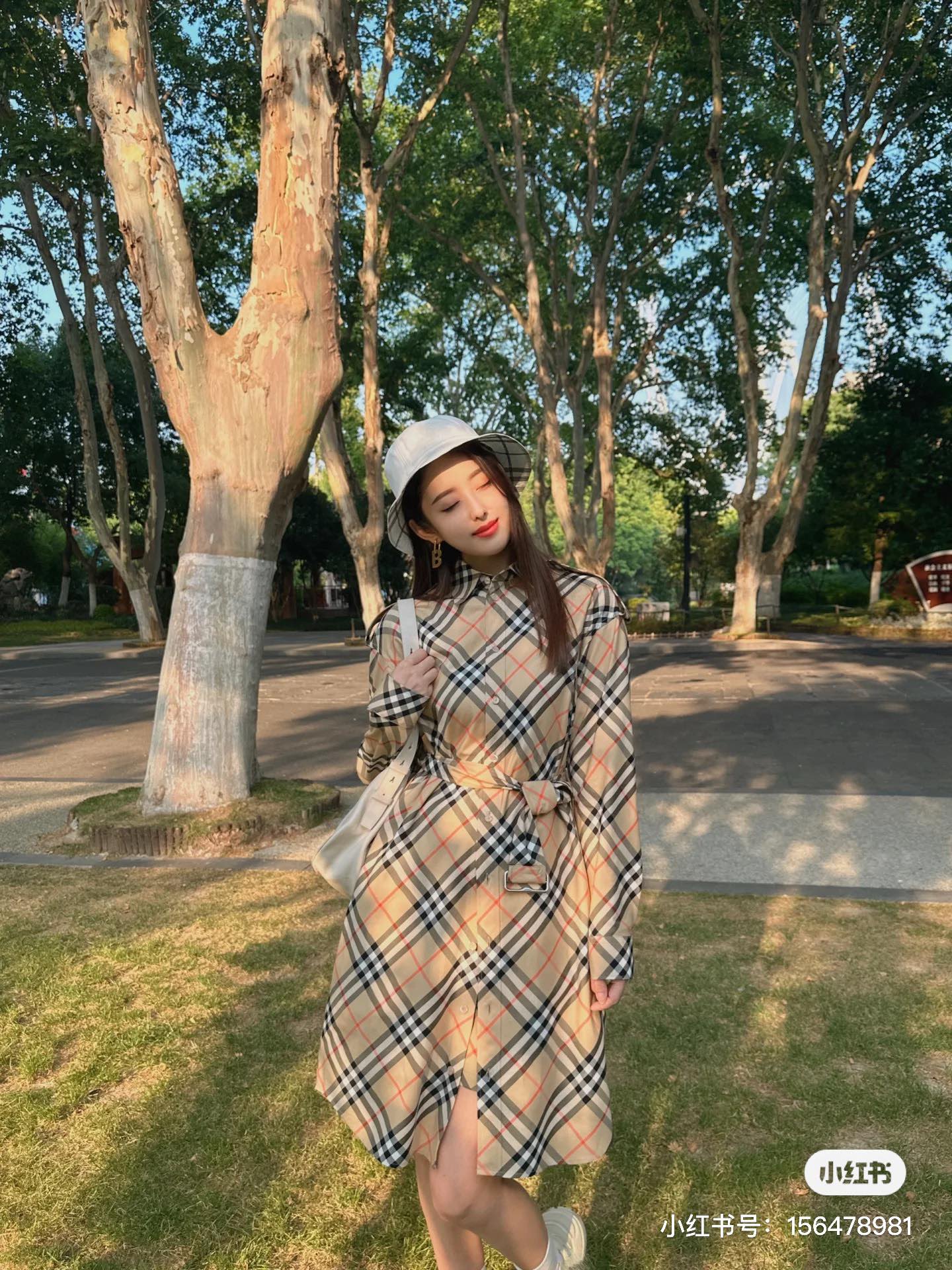 Burber 25fw vintage dress