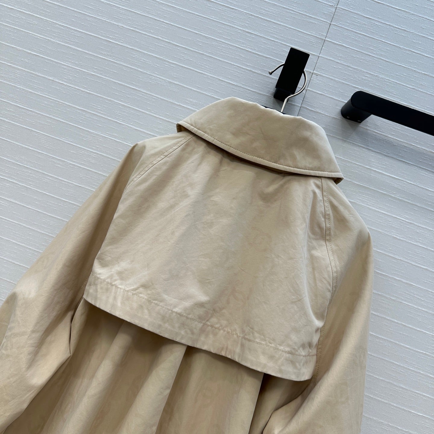 Chan 25fw printed trench coat