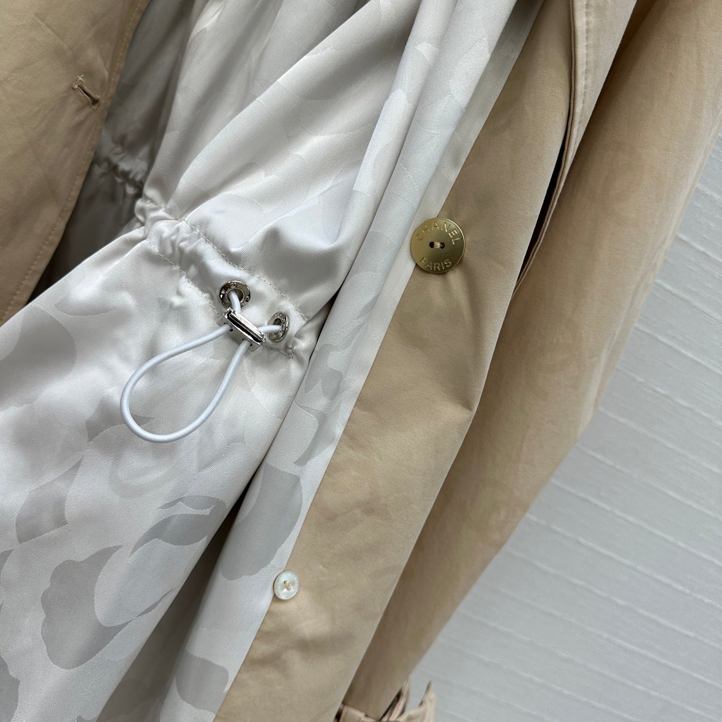 Chan 25fw printed trench coat