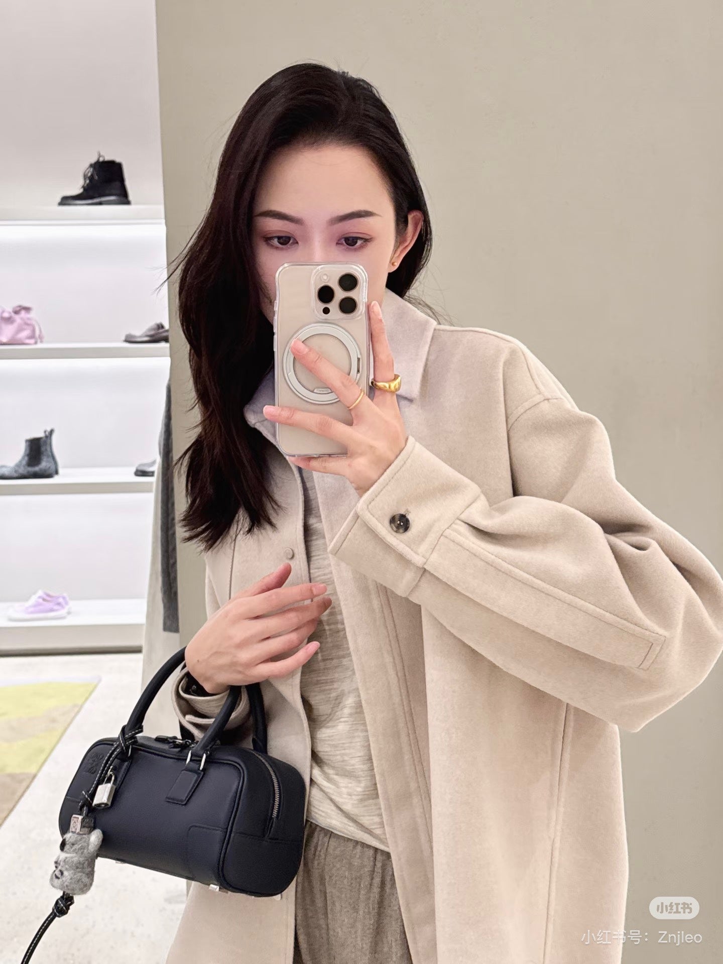 Loe 25fw cashmere coat