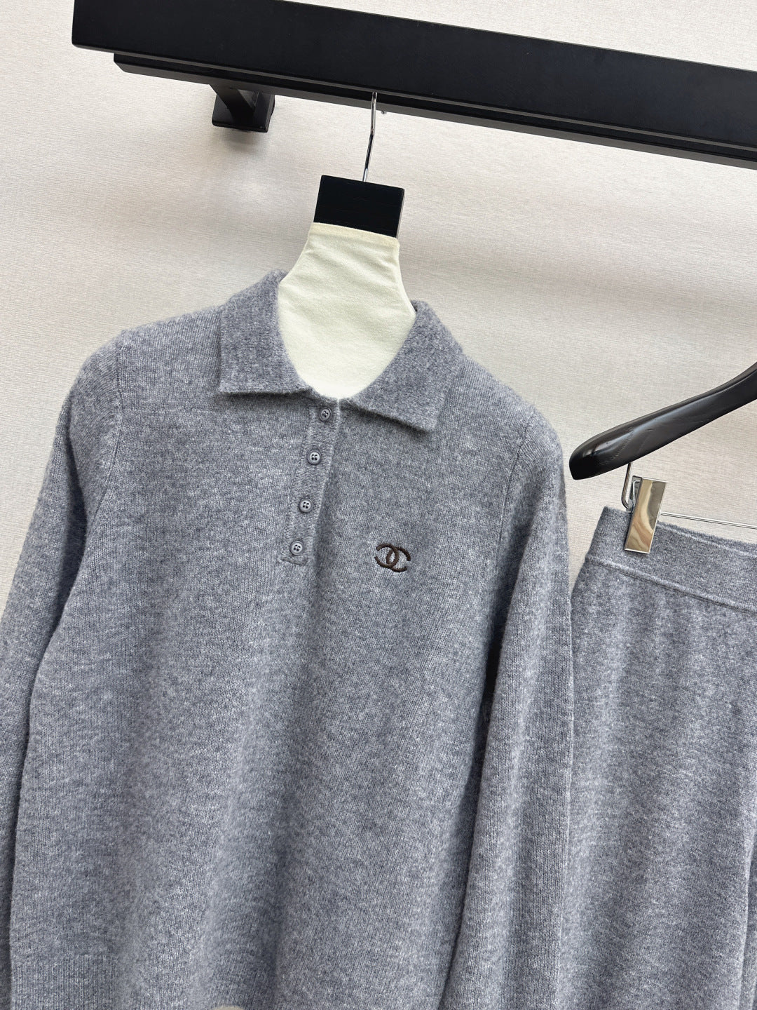 Chan 25fw knitted suit