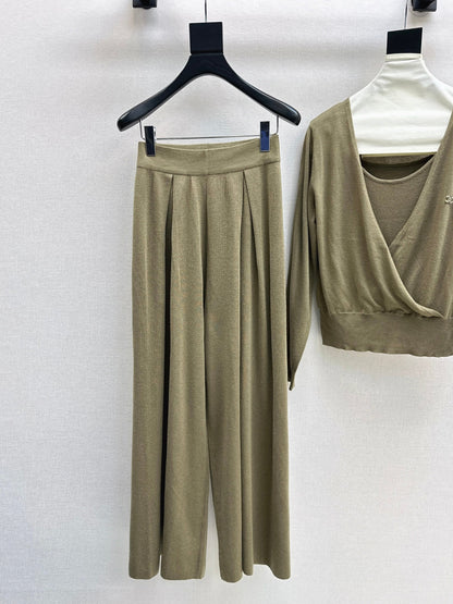 Max 25fw knitted suit