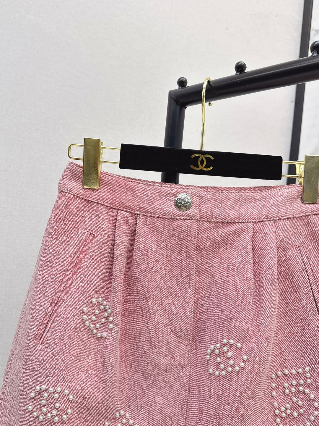 Chan 25fw leather skirt
