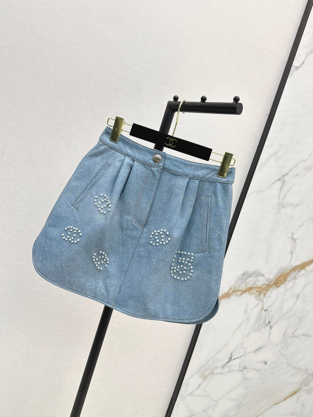 Chan 25fw leather skirt