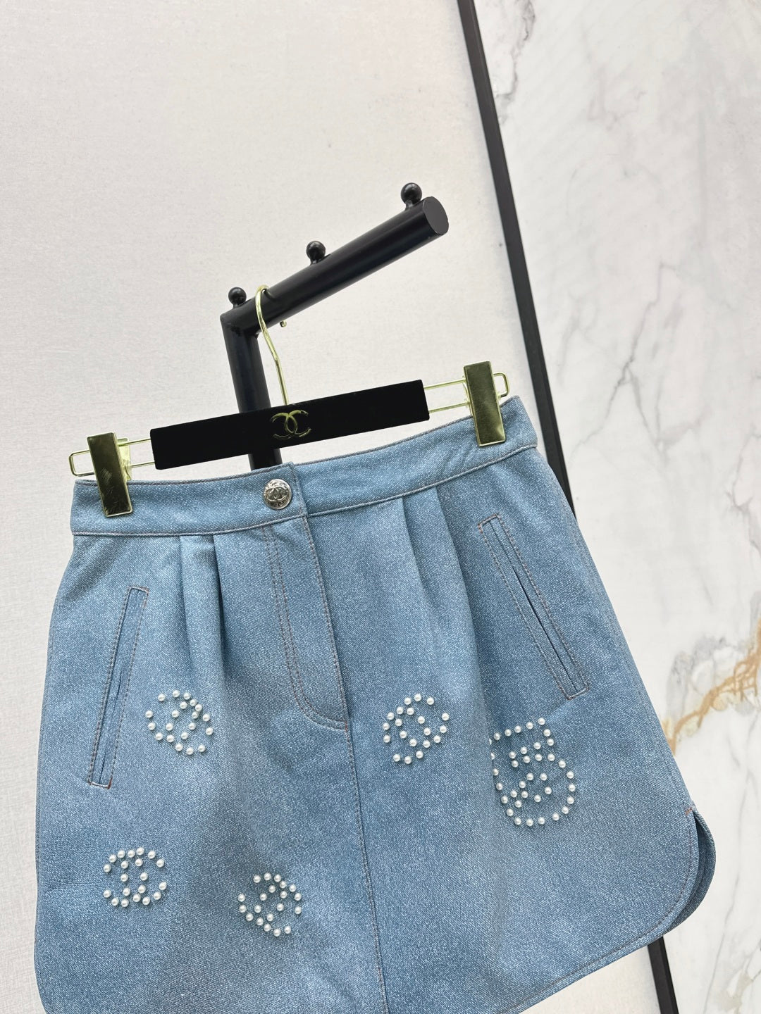 Chan 25fw leather skirt