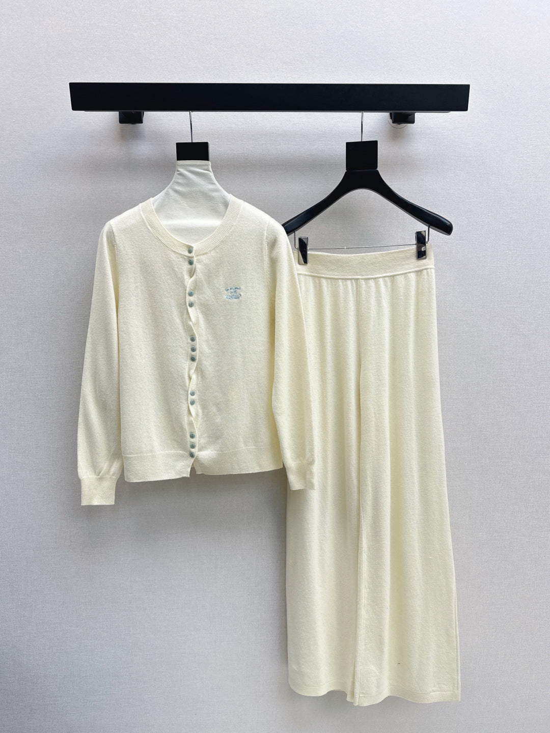 Chan 25fw knitted suit