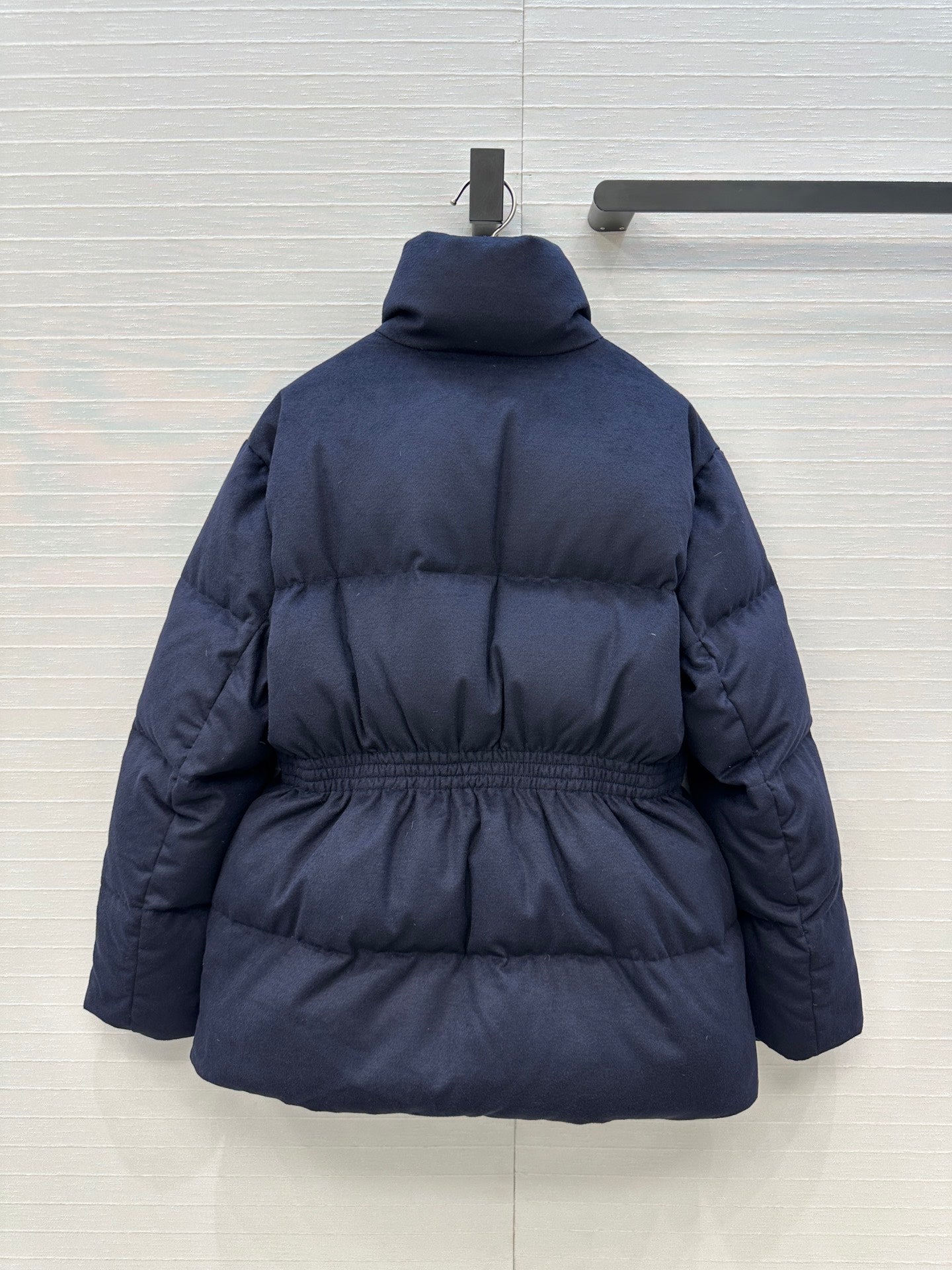 Pra 25fw down jacket