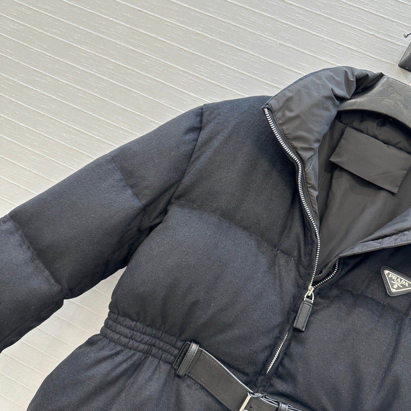 Pra 25fw down jacket
