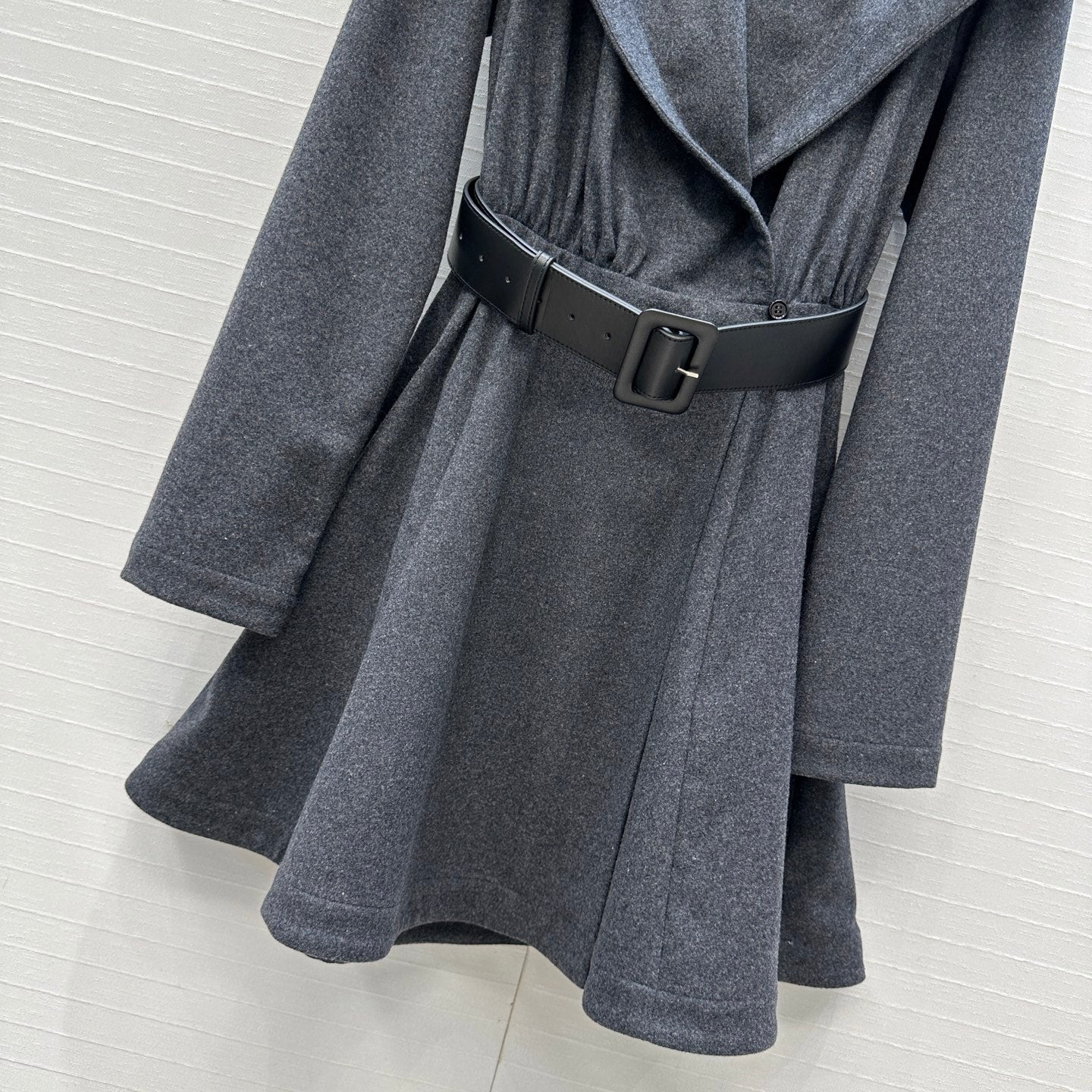 Alai 25fw hoodie dress