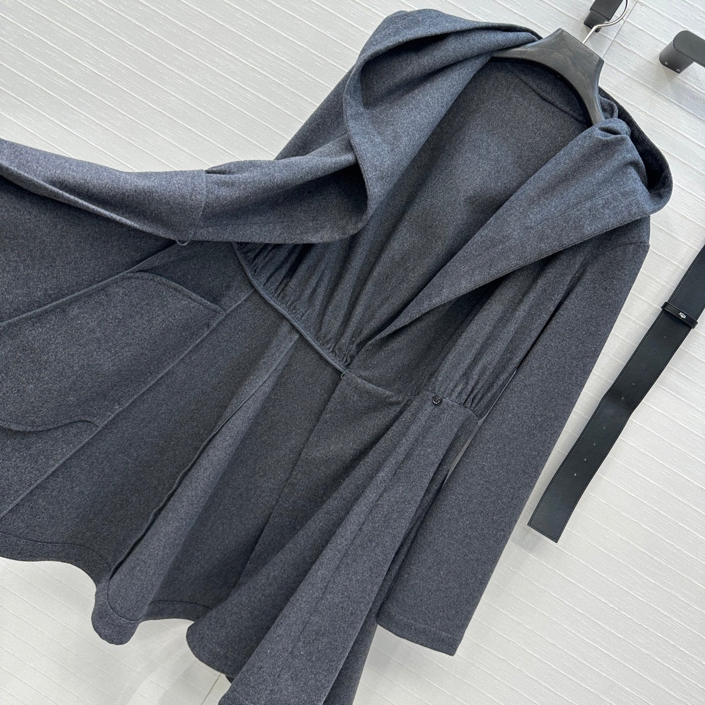 Alai 25fw hoodie dress