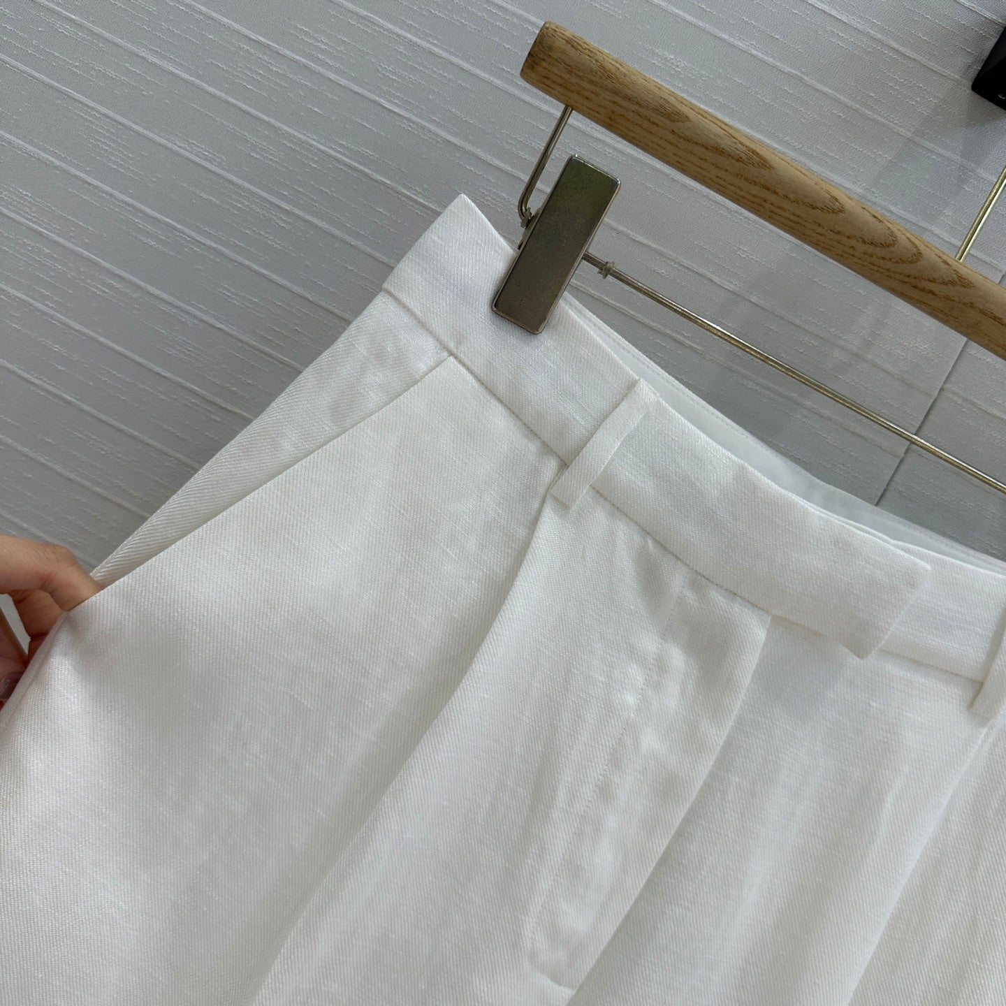 Brune 25fw linen pants