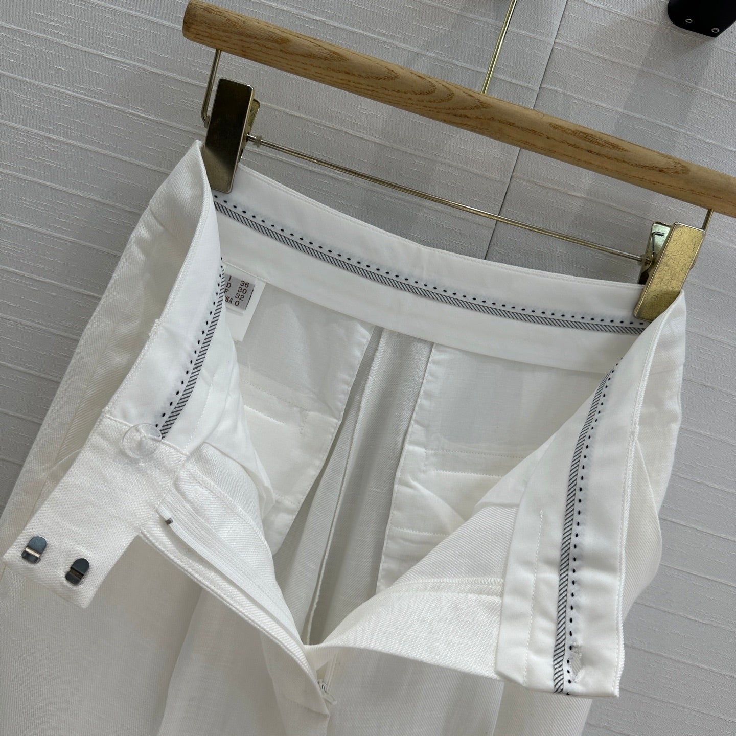 Brune 25fw linen pants