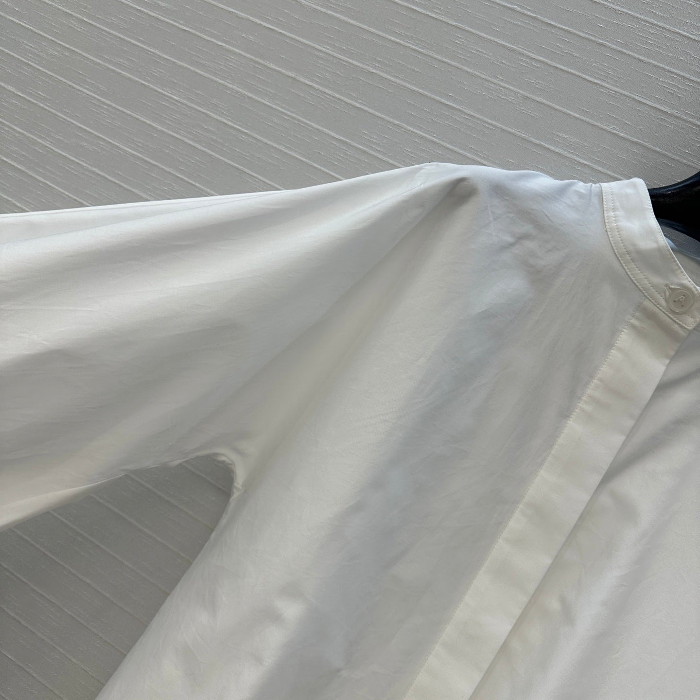 Alai 25fw pleated shirt