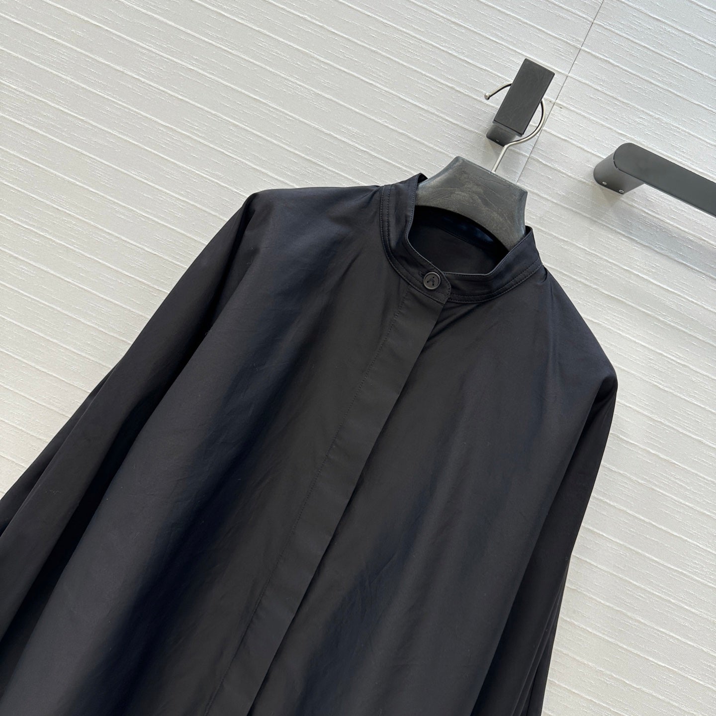 Alai 25fw pleated shirt