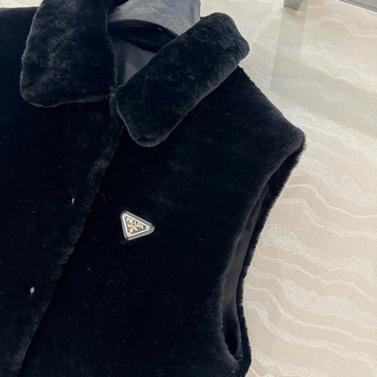 Pra 25fw fur vest