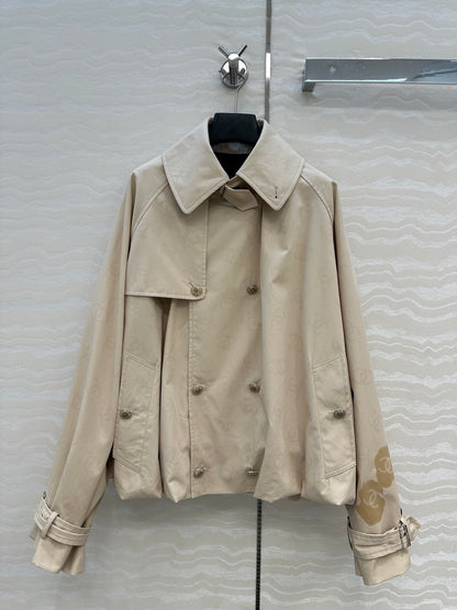 Guc 25fw  short trench coat