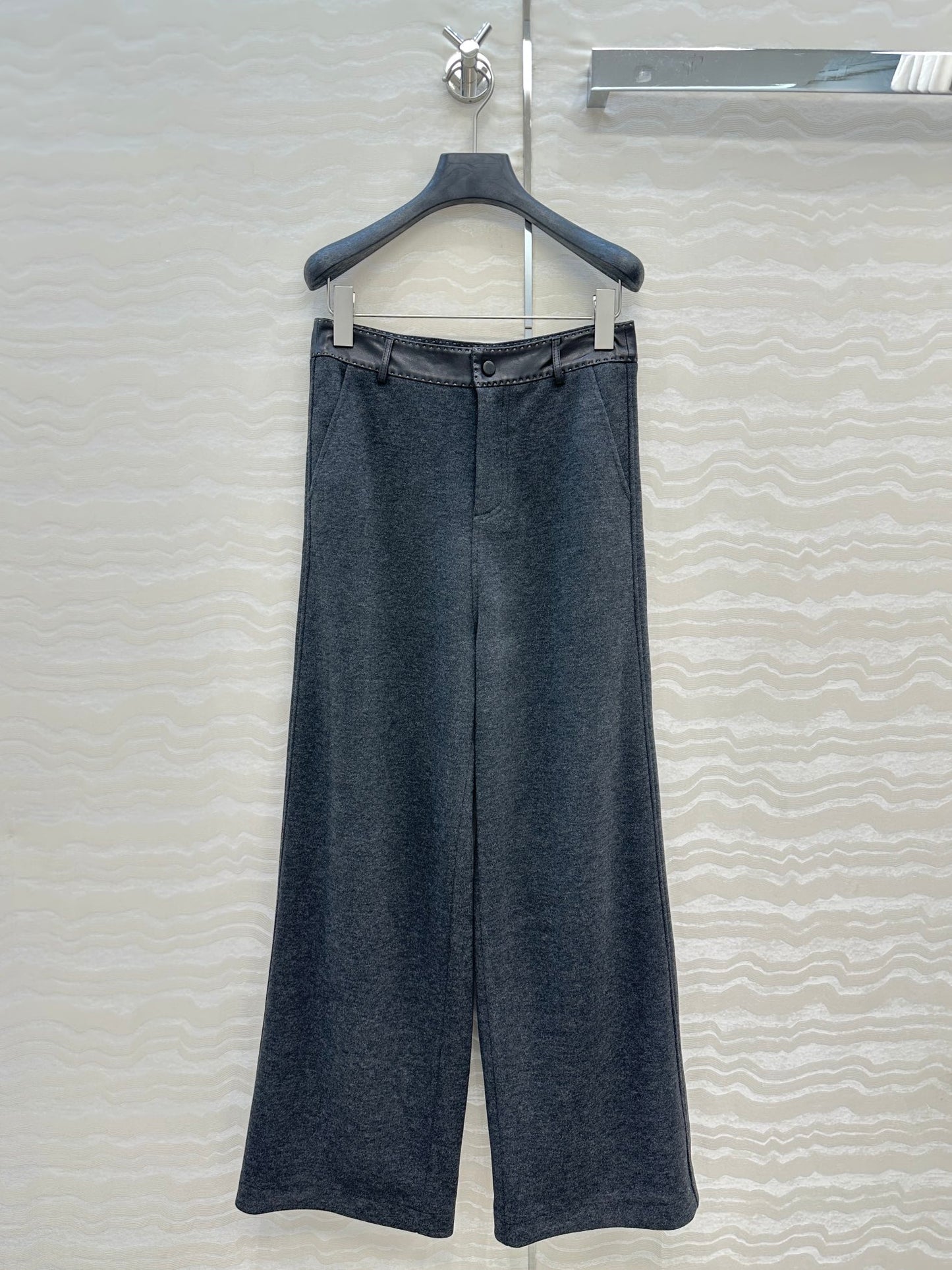 Herm 25fw all-match pants