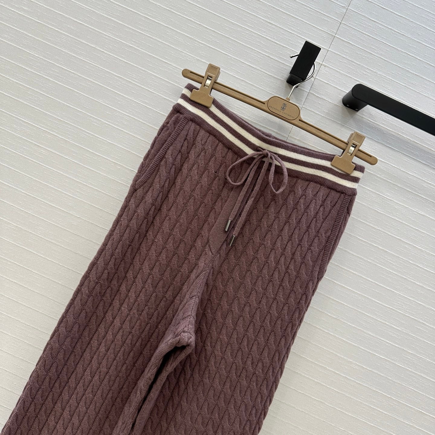 Brune 25fw knitted pants