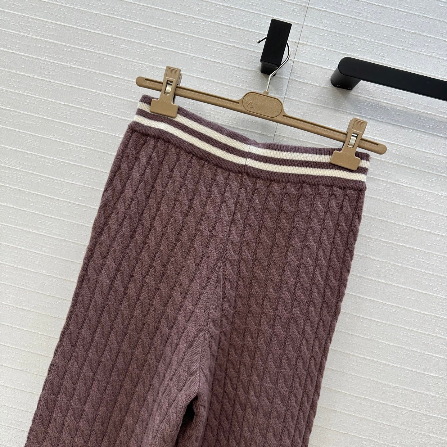 Brune 25fw knitted pants