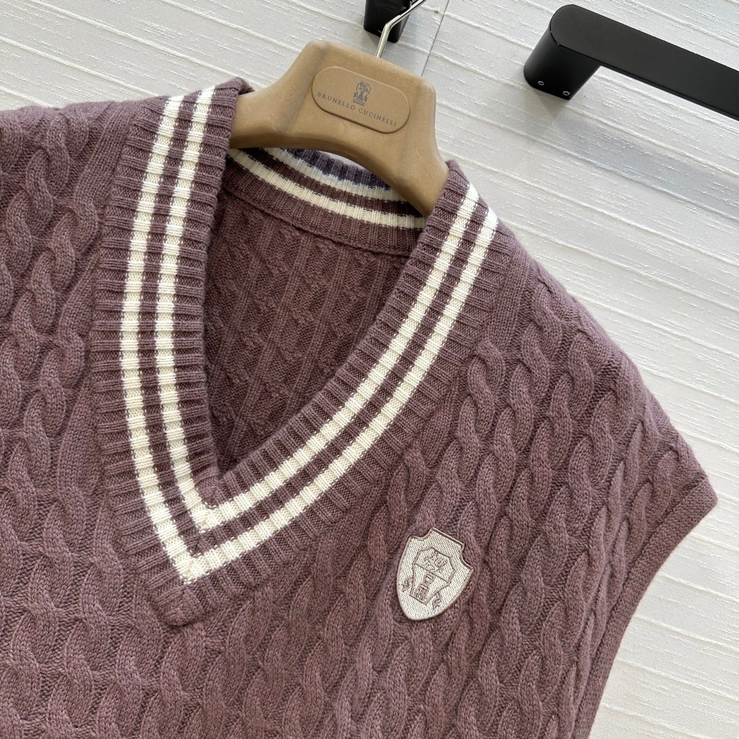 Brune 25fw knitted vest