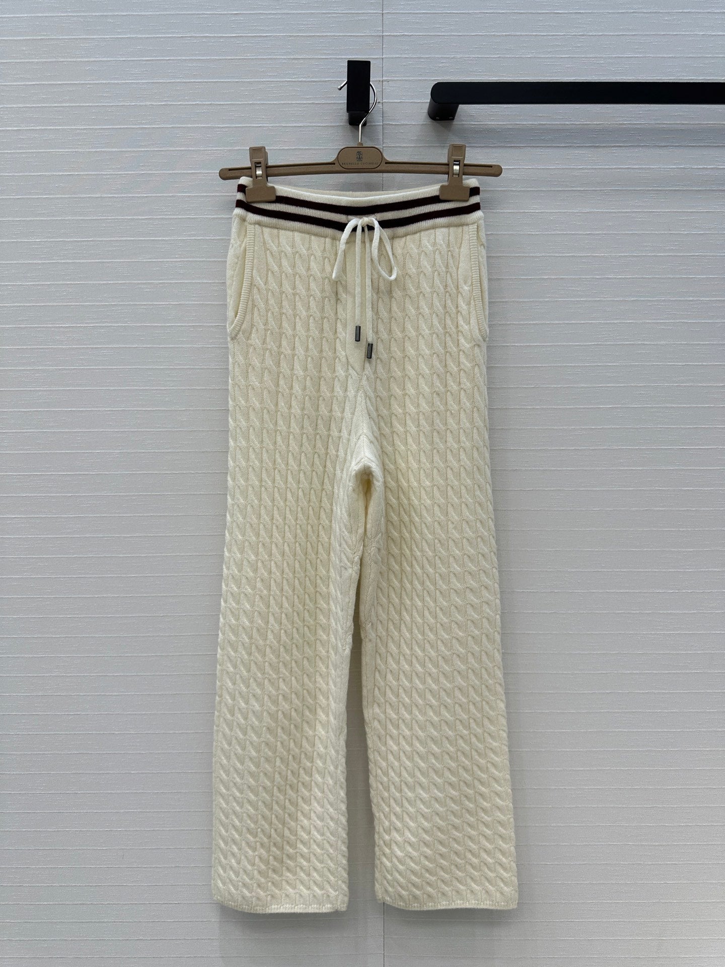 Brune 25fw knitted pants