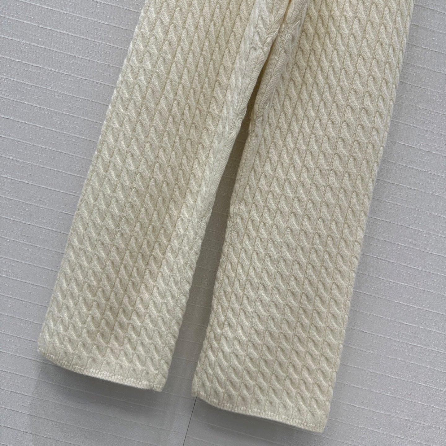 Brune 25fw knitted pants