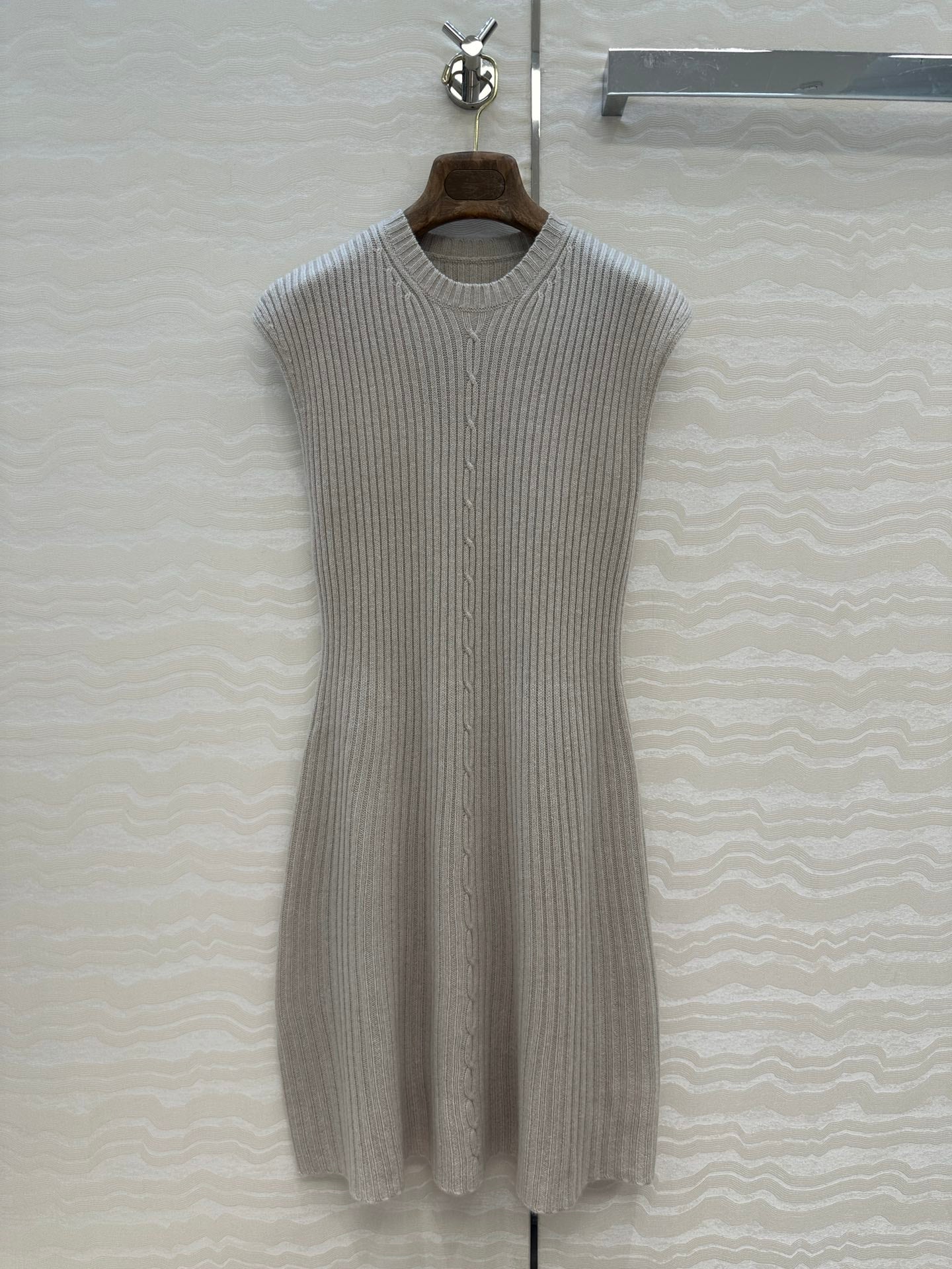 Loro 25fw all-match dress