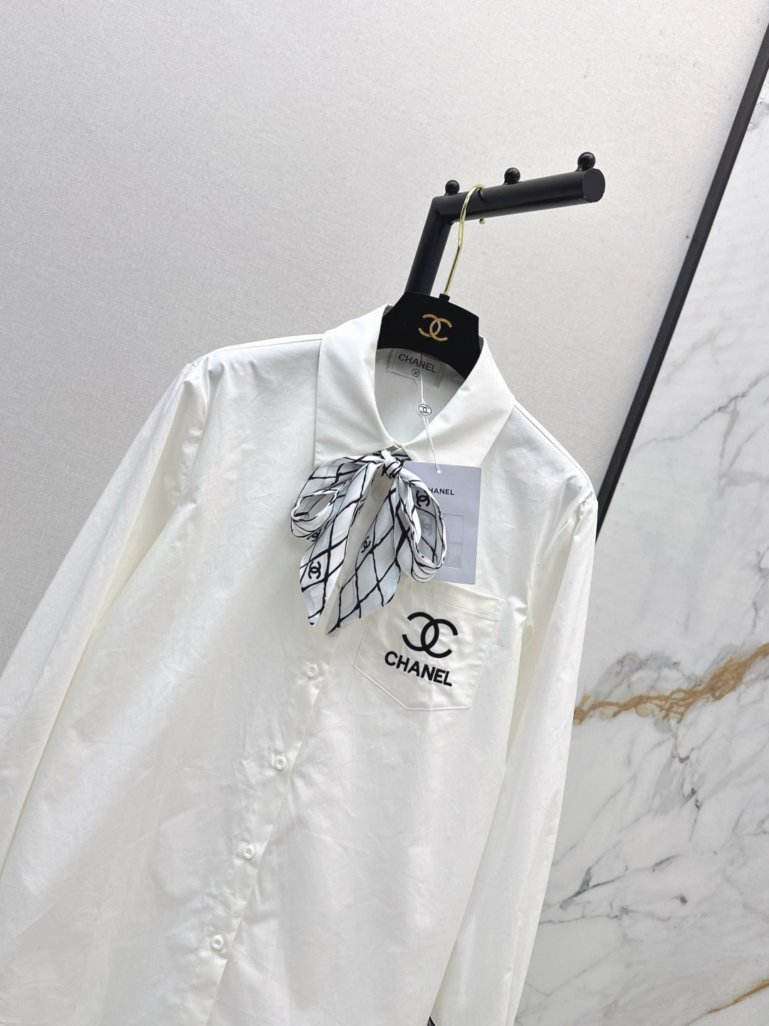 Chan 25fw scarf shirt