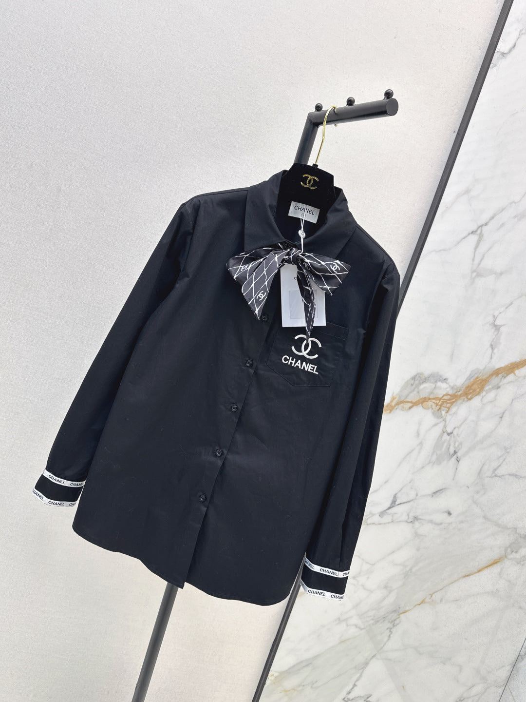Chan 25fw scarf shirt