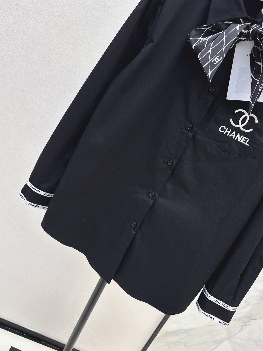 Chan 25fw scarf shirt