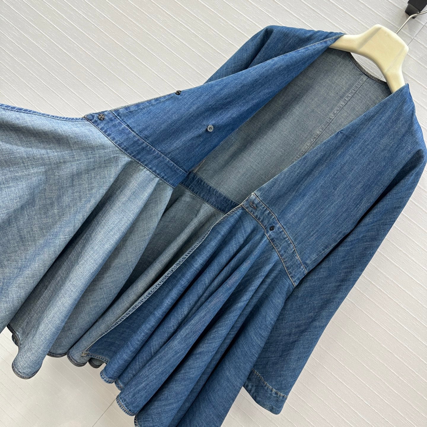 Alai 25fw v-neck dress