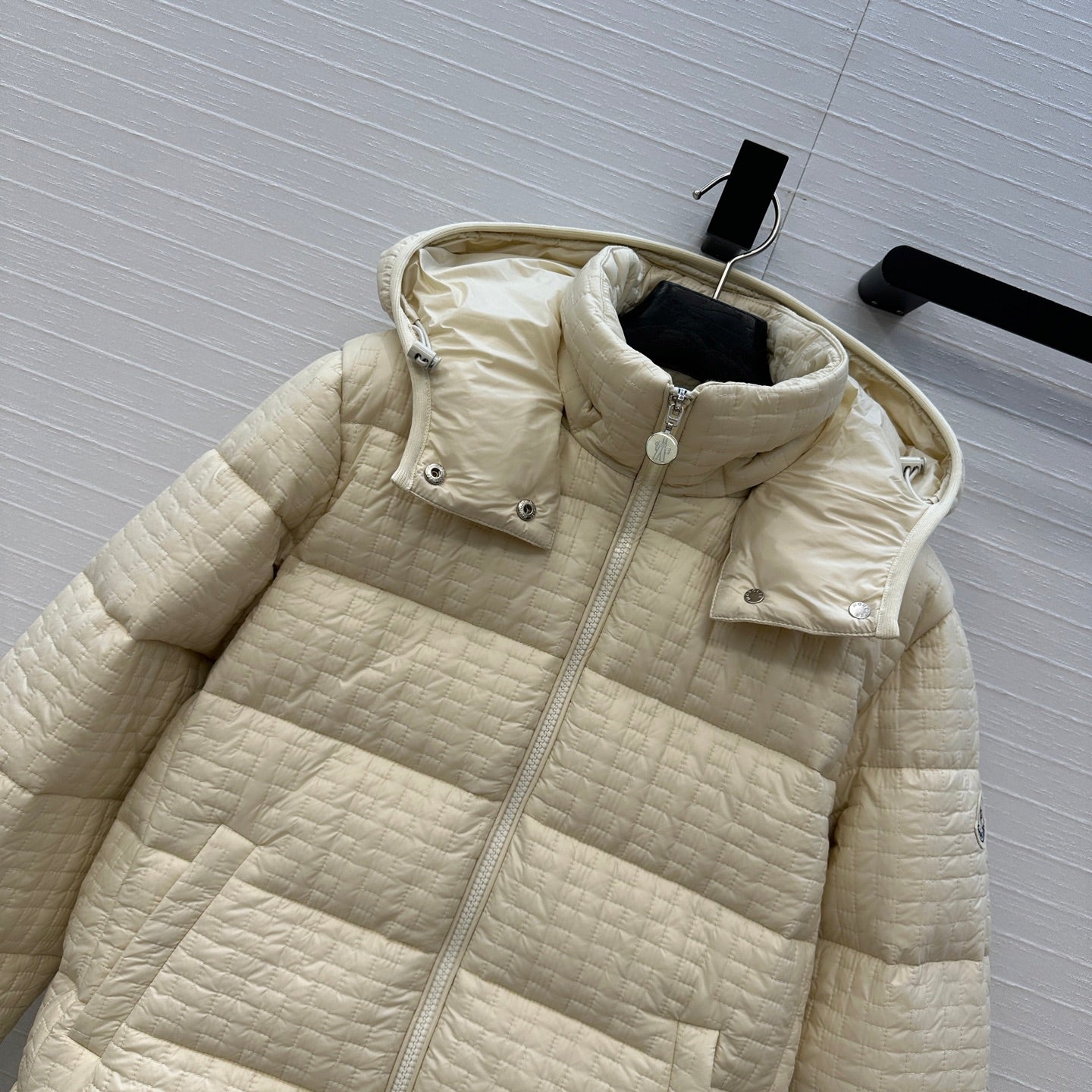 Mon 25fw down jacket