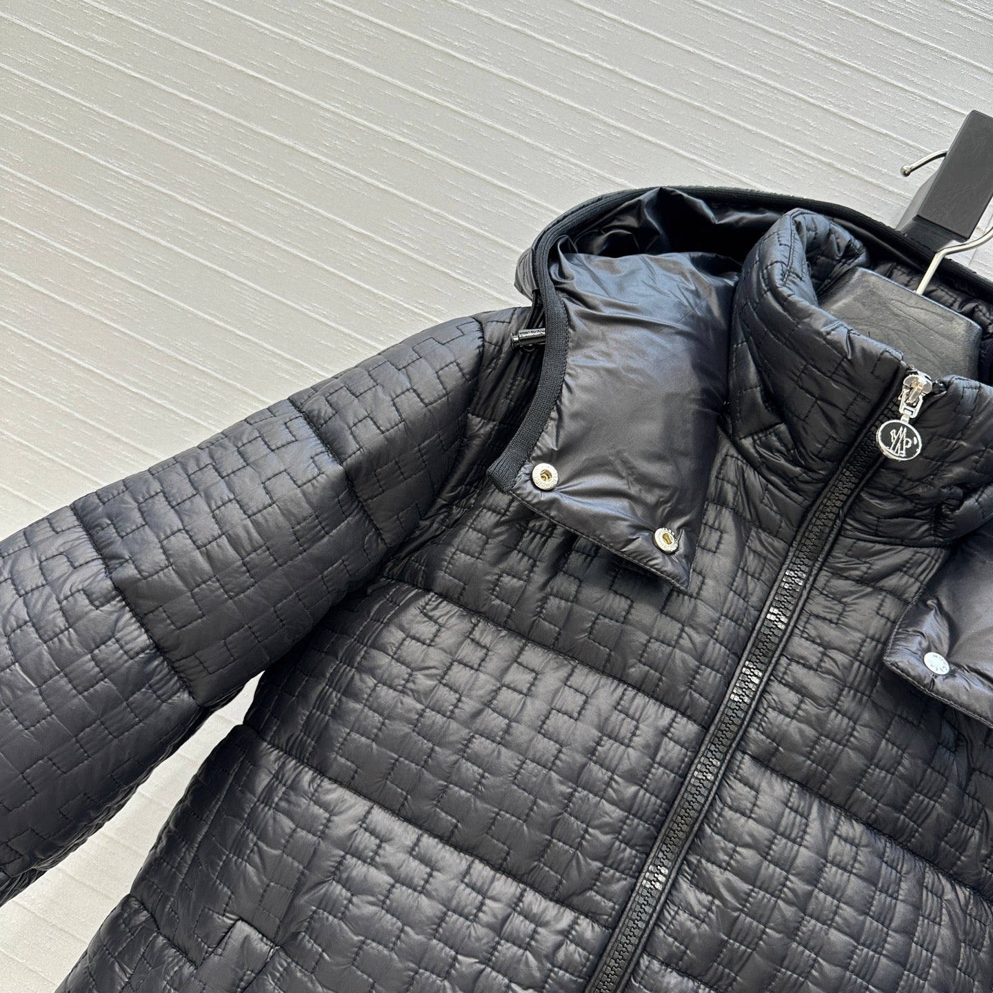 Mon 25fw down jacket